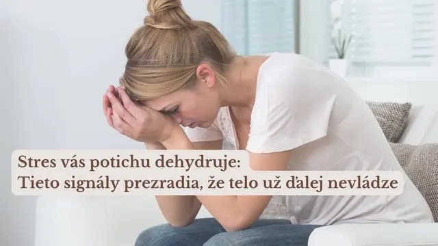 Stres často vytlačí pitný režim na okraj, no práve nedostatok vody môže zhoršiť únavu, koncentráciu aj náladu. Zistite, ako správne piť počas náročných dní.